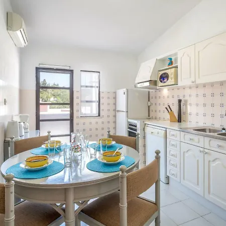 Apartment Apartment T2 Duplex 350M From The Beach